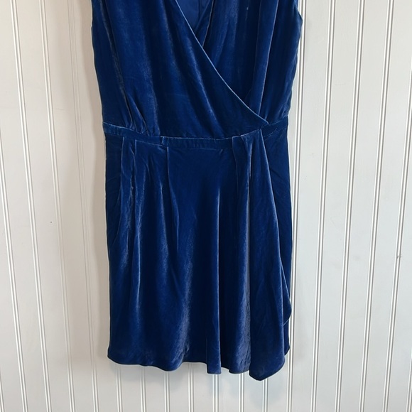 Magaschoni Blue Velvet Mini Dress size 10 NWT - Picture 3 of 12